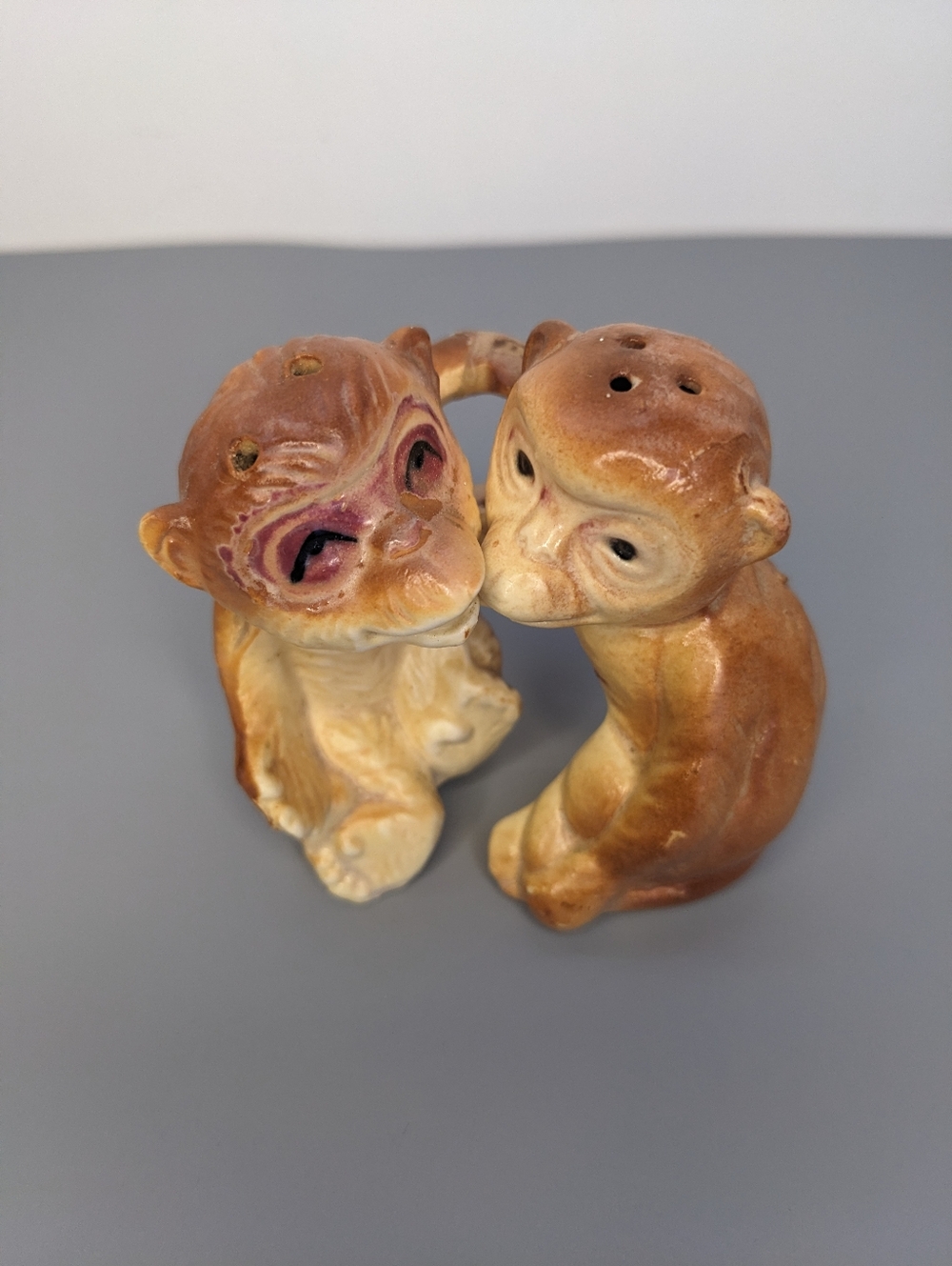Vintage Japan Interlocking Monkey Salt And Pepper Shakers Hugging Mid Century